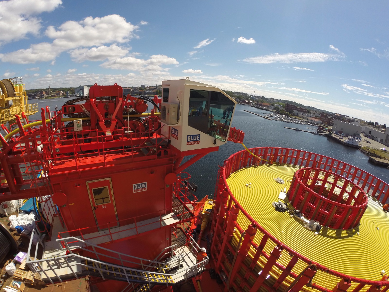 Offshore cabine